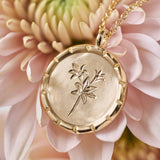 March Lily Wild Flower Necklace 9ct Yellow Gold